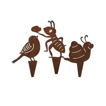Snegl, fugl og myrer på stilk rust